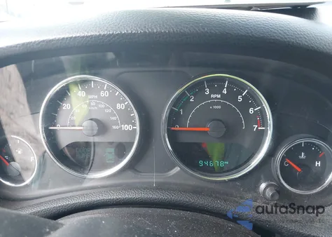 2016 Jeep Wrangler Unlimited Sport z USA, uszkodzony, nr VIN 1C4BJWDG4GL243318